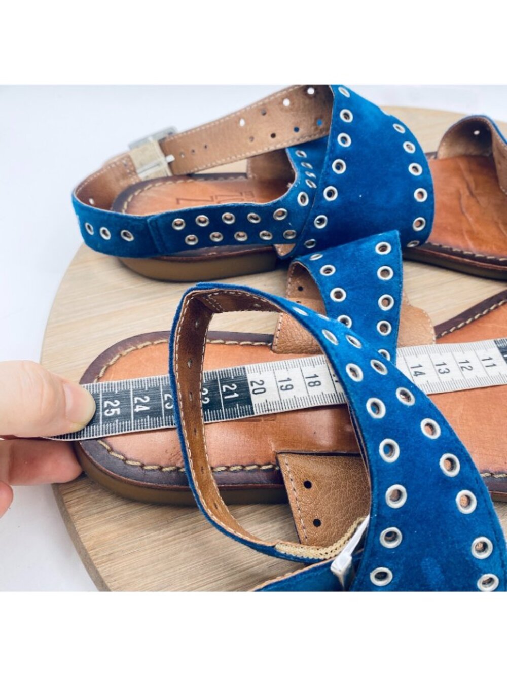Miz Mooz Sandals Womens 8.5 Blue Leather Ankle Strap Studded Flats Peep - Picture 11 of 12